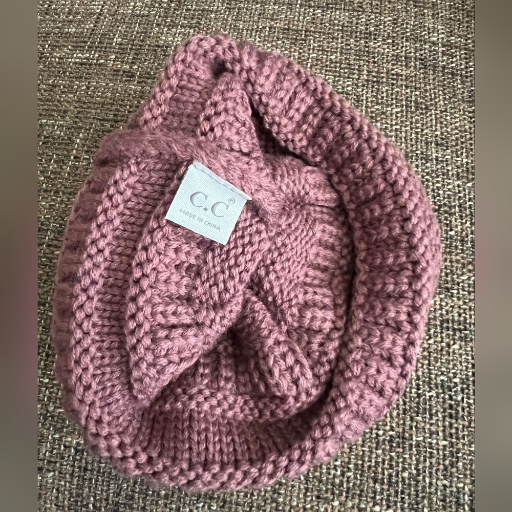NWT NEW Set of 2 CC Knitted Beanies with Pom Poms - Picture 5 of 5